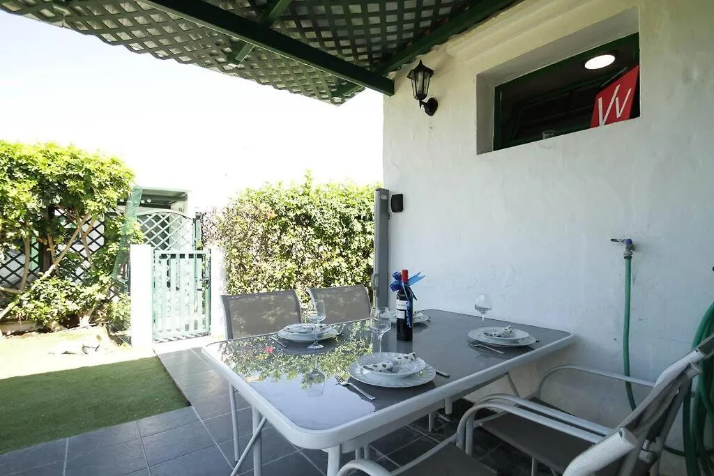 Cozy & Modern Bungalow W/Private Garden Bbq+Wifi Maspalomas  0*, Maspalomas (Gran Canaria)